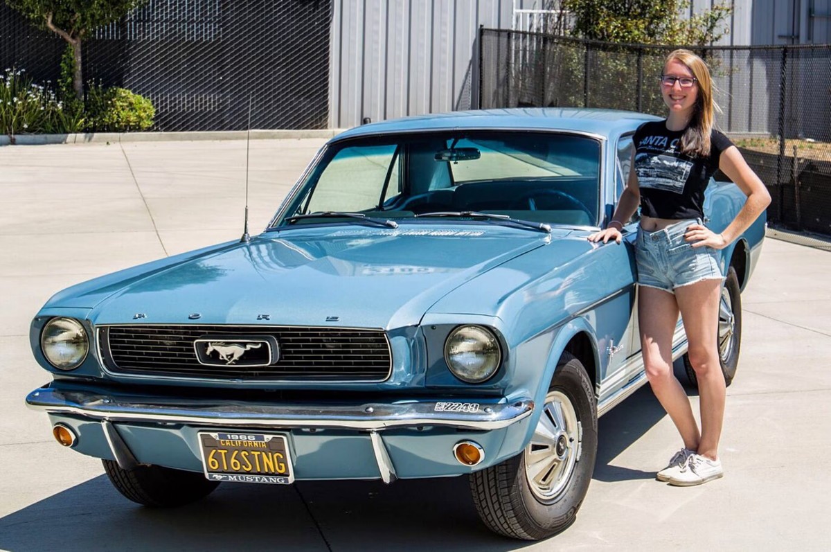  Mustang Girl