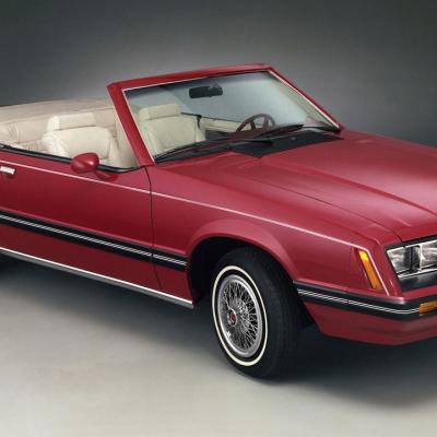 1982 mustang convertible