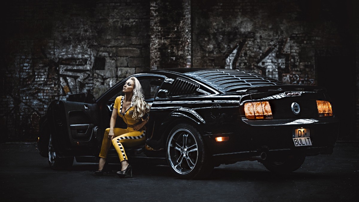 Mustang Girl