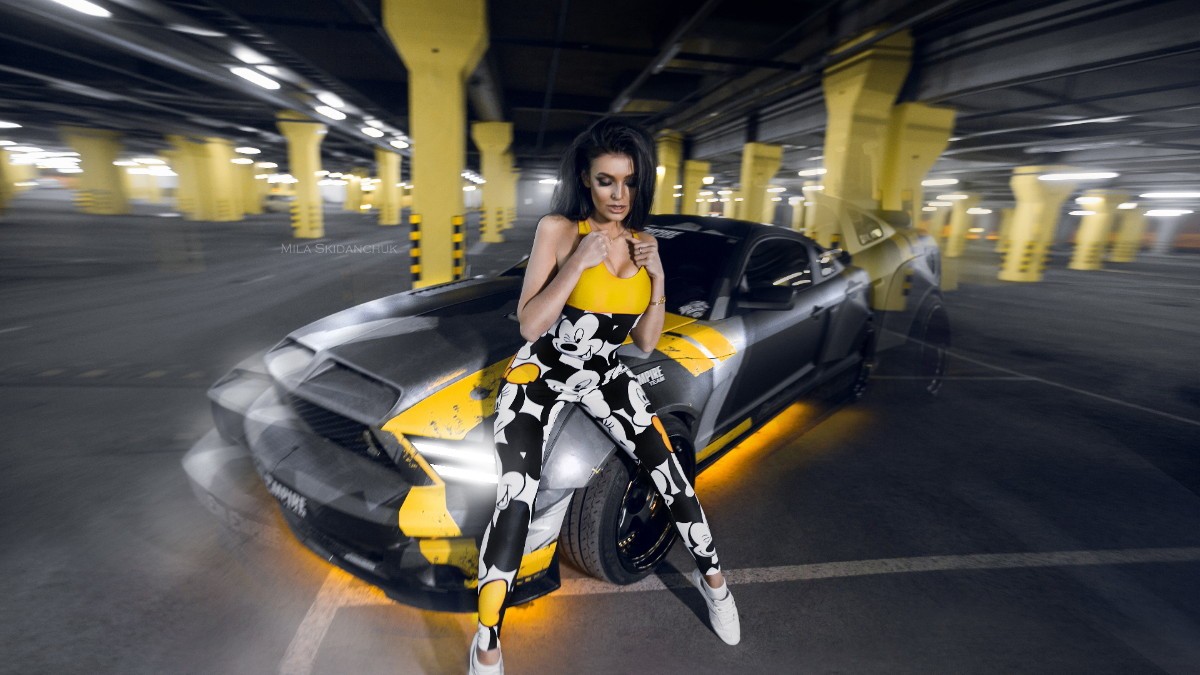  Mustang Girl